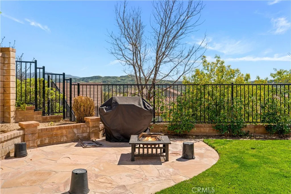 Additional image 38 of 22588 Lamplight Pl, Saugus, CA 91350