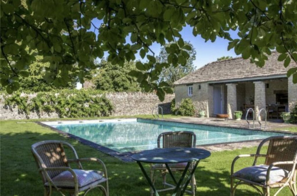 Additional image 2 of 6 bed detached house to rentCirencester, Gloucestershire GL7