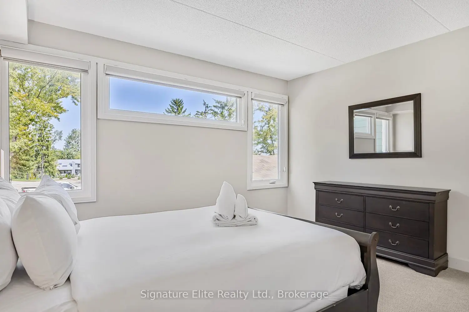 Additional image 5 of 796404 Grey 19 Road 107