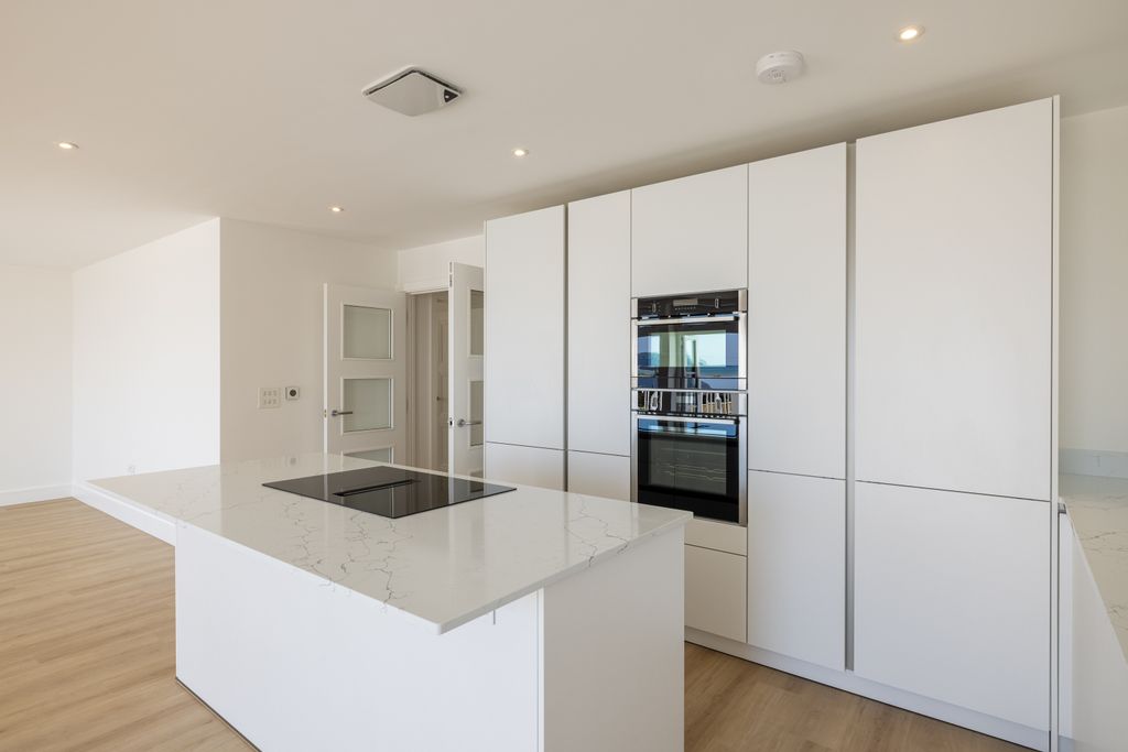 Additional image 14 of 3 bed flat to rentLa Route De La Haule, St. Lawrence, Jersey JE3