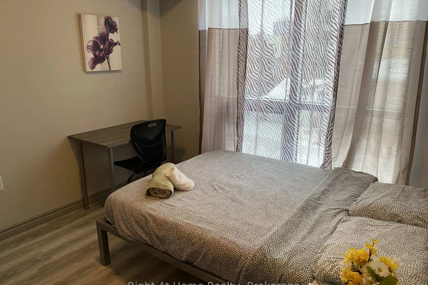 Additional image 13 of 275 Larch Street F202