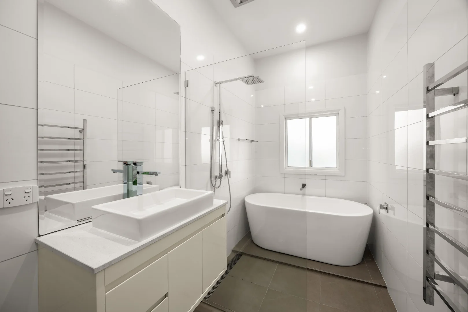 Additional image 35 of 18 Cunninghame Street, Sale VIC 3850