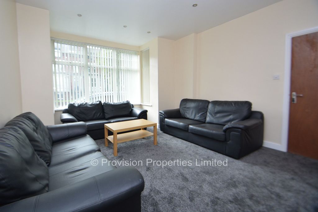 8 bed semi-detached house to rentSt Michaels Villas, Headingley, Leeds LS6