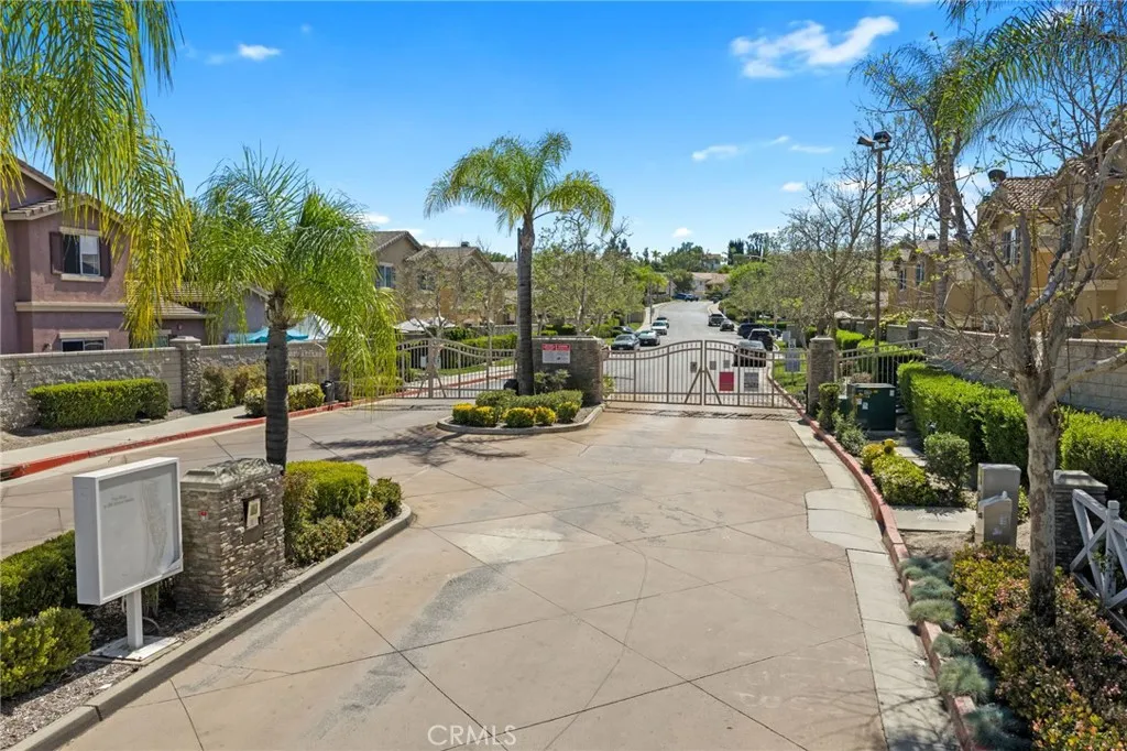 39673 Montebello Way, Murrieta, CA 92563