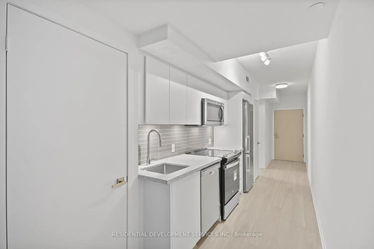 Additional image 2 of 500 Wilson Avenue 303