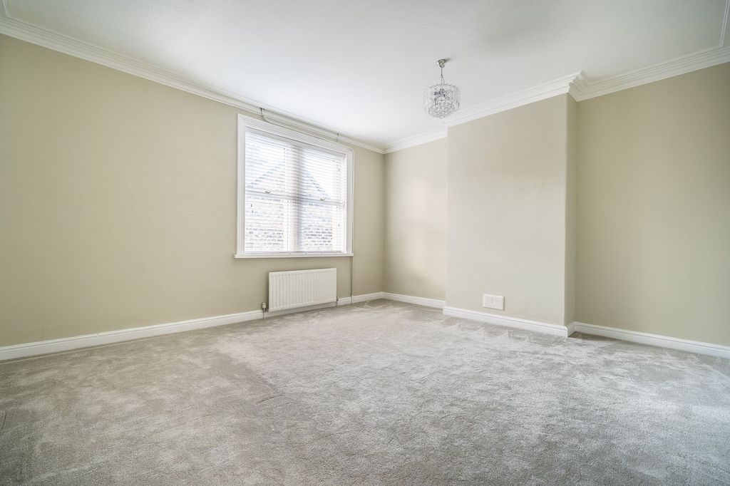 Additional image 11 of 4 bed terraced house to rentDuchy Avenue, Harrogate HG2