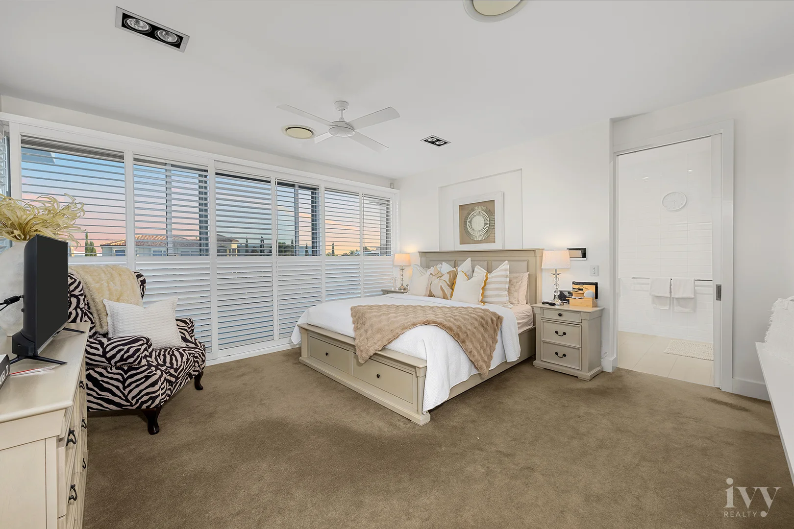 Additional image 16 of 9 Royal Albert Crescent, Sovereign Islands QLD 4216