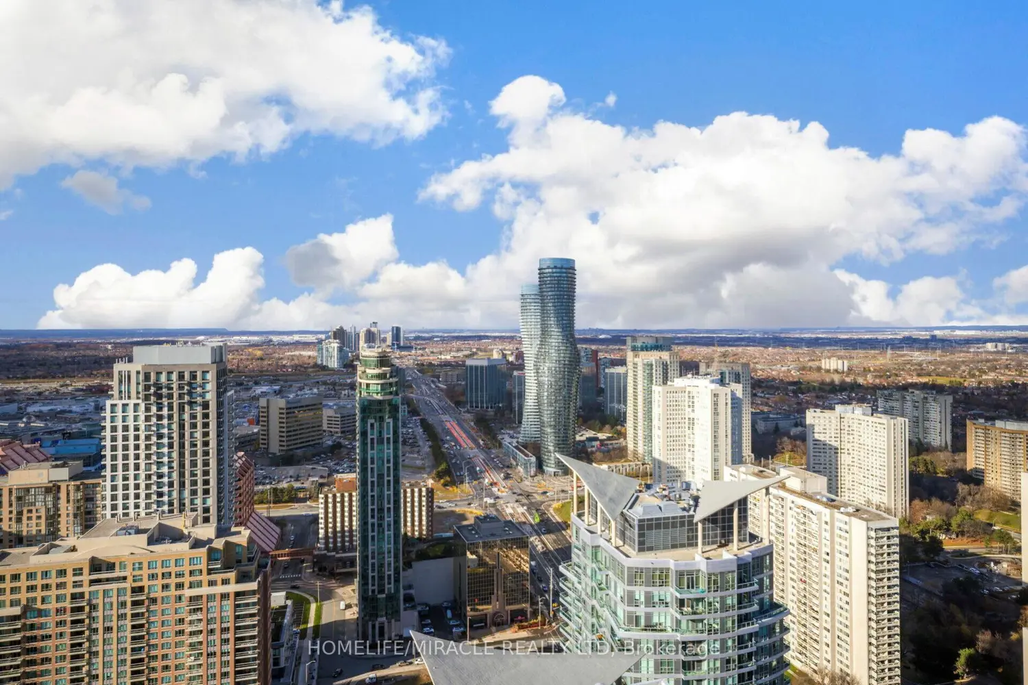 Additional image 18 of 30 Elm Drive Ph01