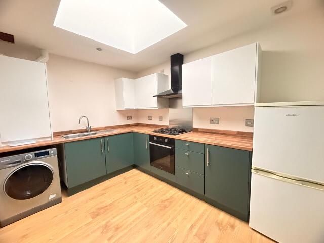 Additional image 2 of 2 bed flat to rentCow Vennel, Perth PH2