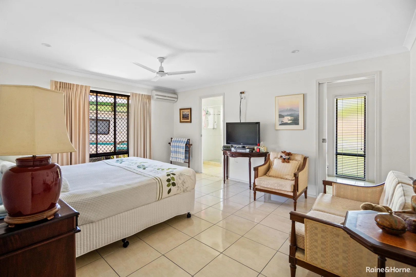 Additional image 10 of 28 Harrison Circuit, Urangan QLD 4655