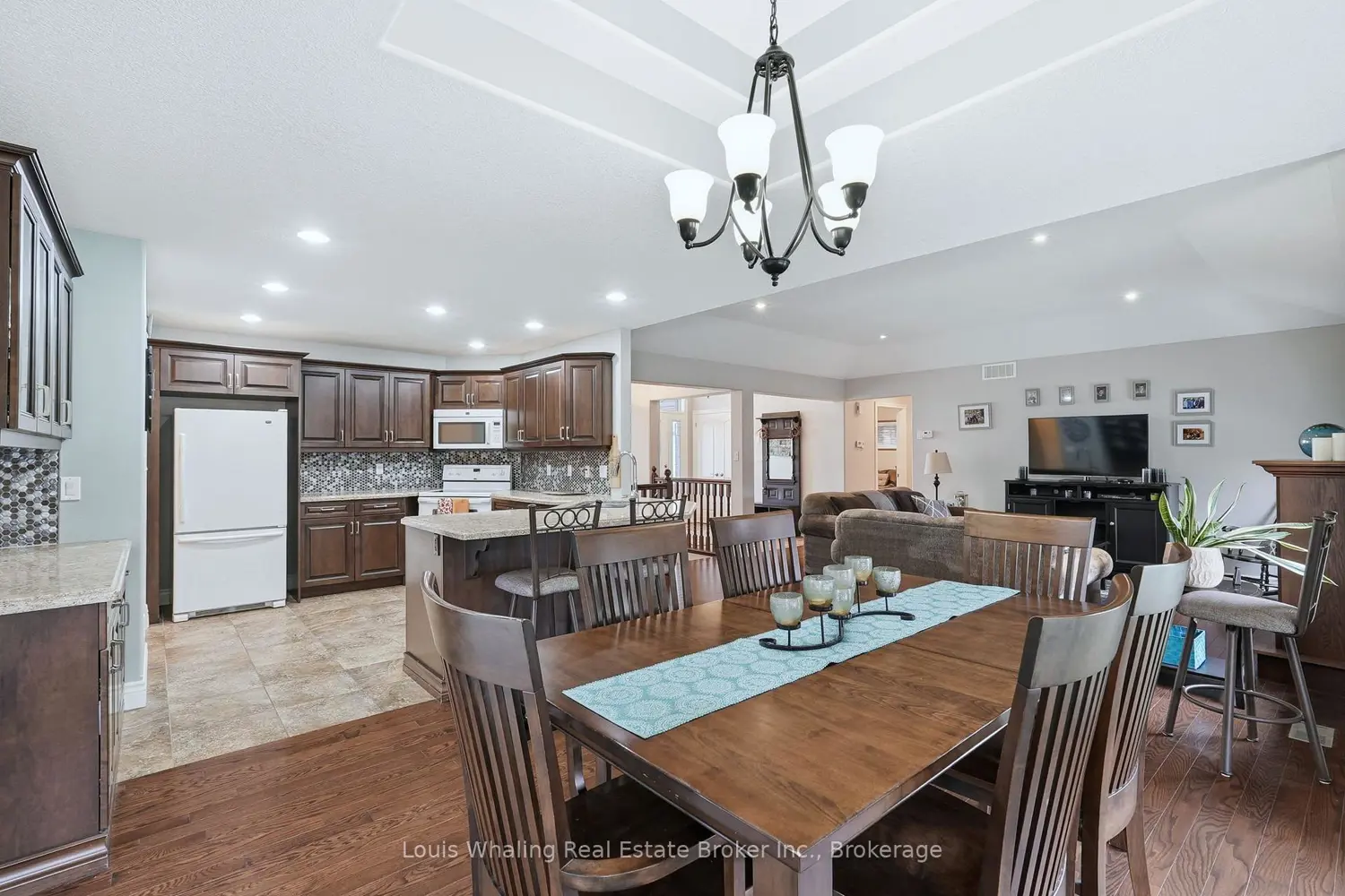 Additional image 6 of 405 2Nd Street