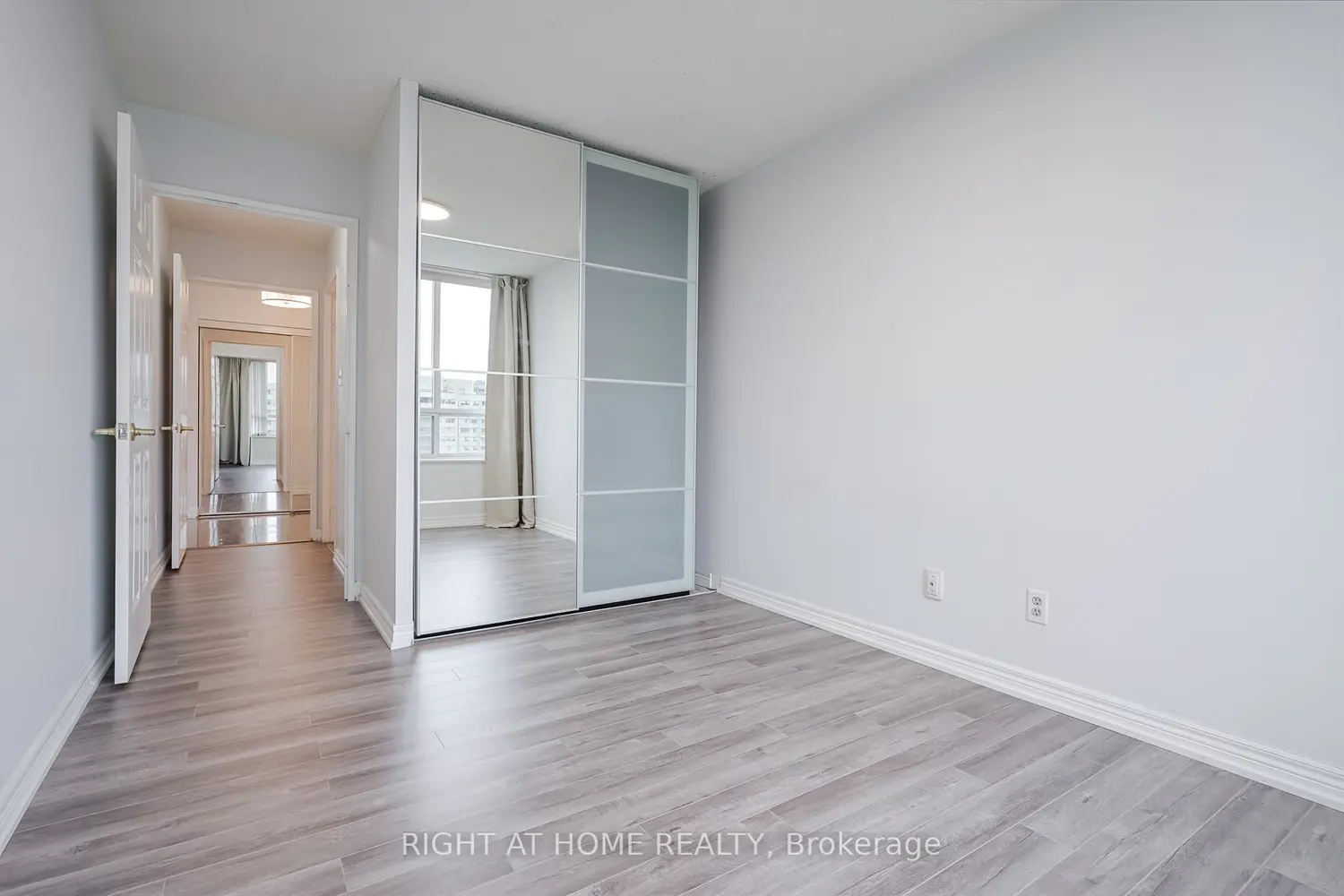 Additional image 7 of 156 Enfield Place 2205