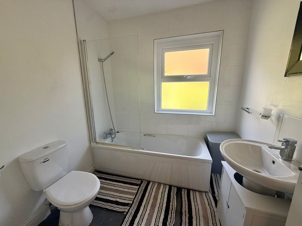 Additional image 8 of 3 bed semi-detached house to rentPellau Road, Port Talbot SA13