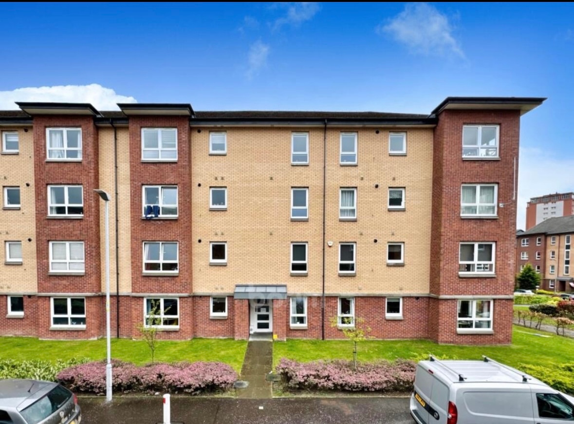 2 Bed Flat, Springfield Gardens, G31, N1 7GU