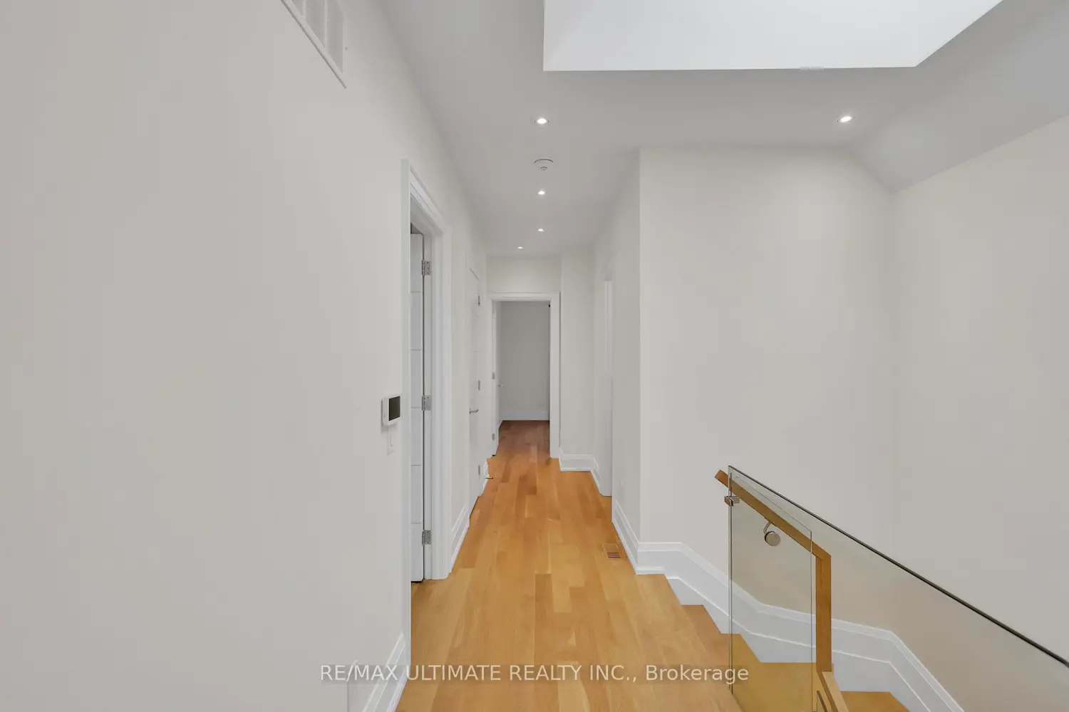 Additional image 13 of 743 Glencairn Avenue