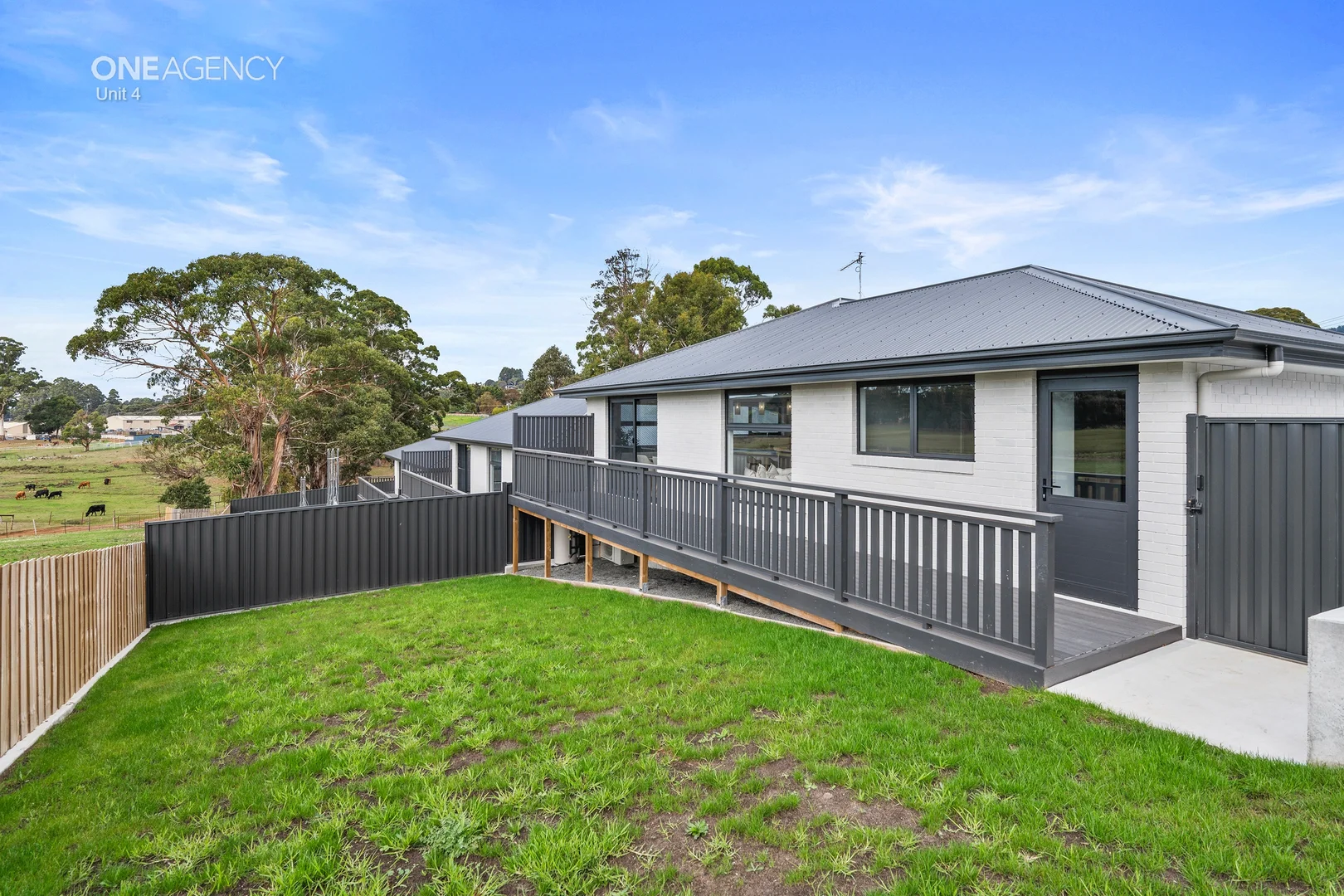 Additional image 20 of 4 & 5/143 South Road, Penguin TAS 7316