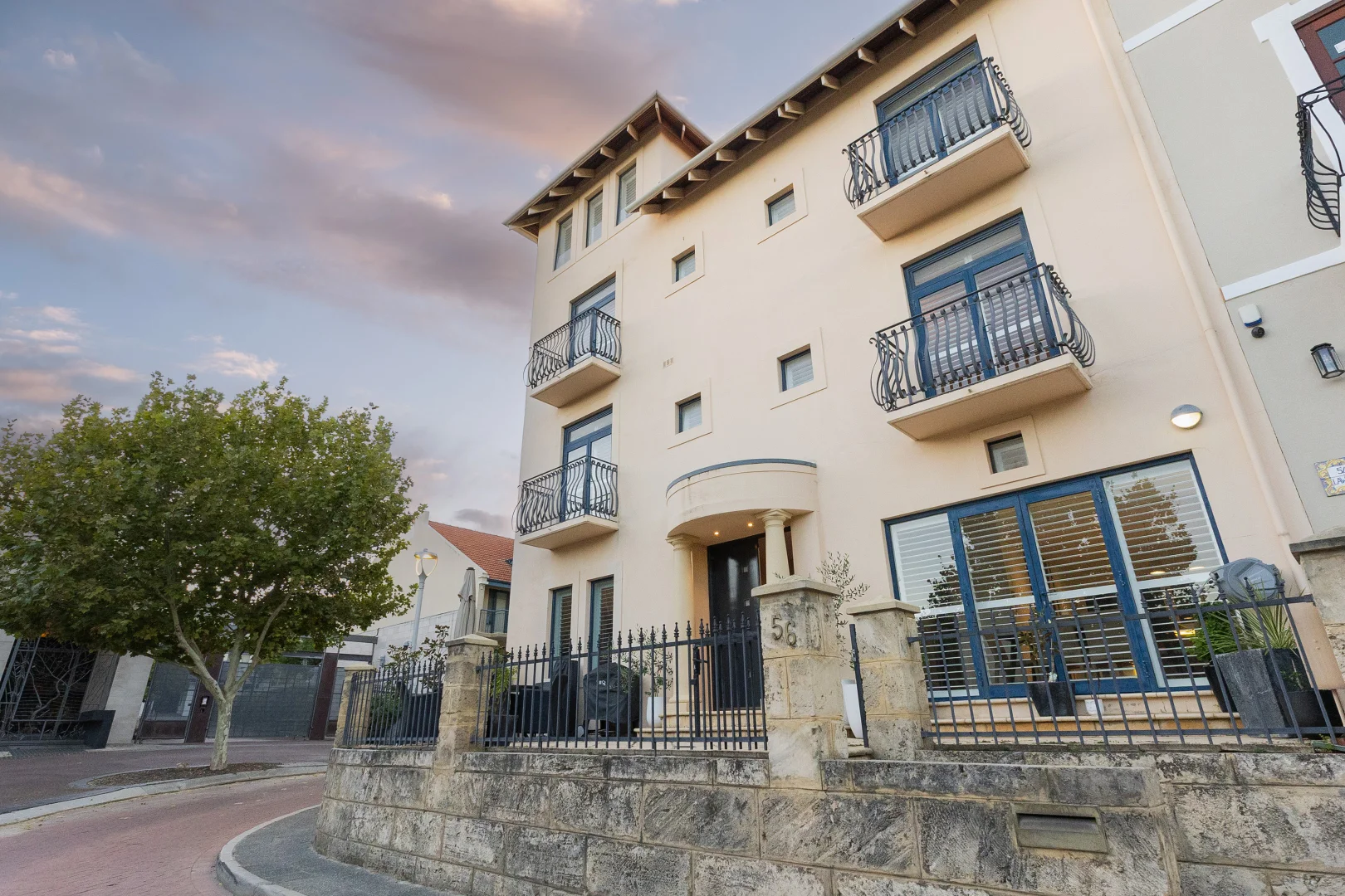 Additional image 37 of 56 Henry Lawson Walk, East Perth WA 6004