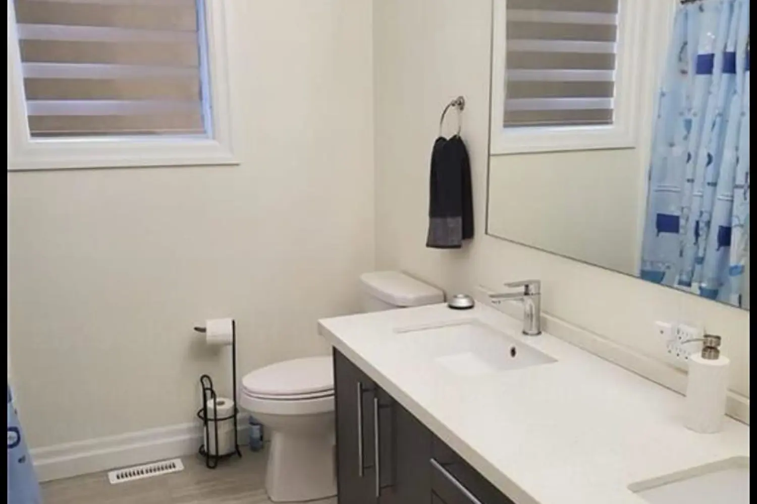 Additional image 11 of 2579 Sheffield Boulevard 21