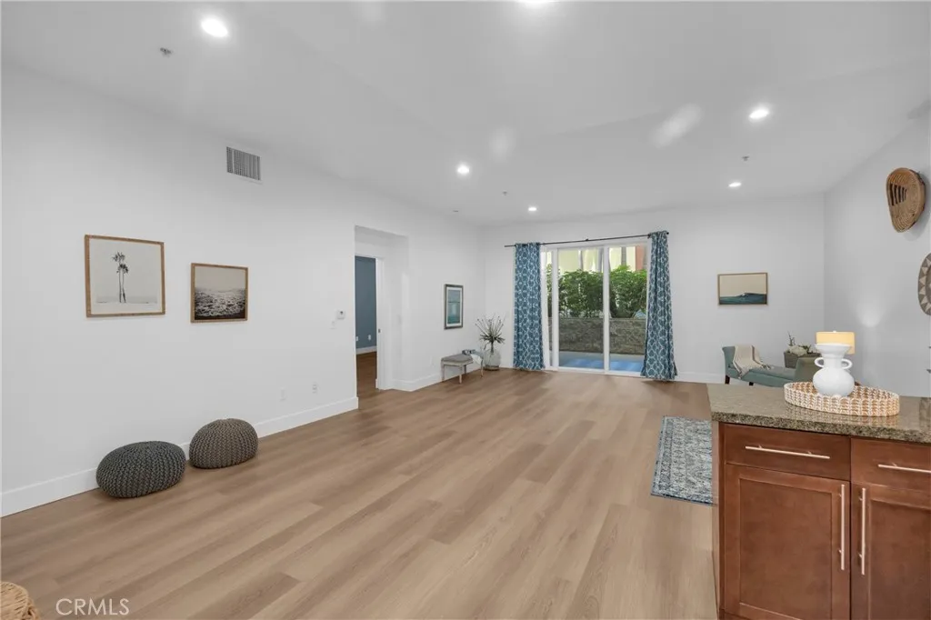 Additional image 11 of 300 E 4th St Unit 115, Long Beach, CA 90802