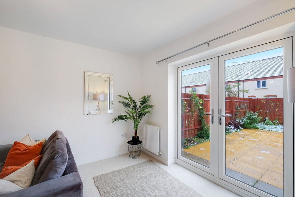 Additional image 54 of 6 bed semi-detached house to rentRedcar Road, Bicester OX26