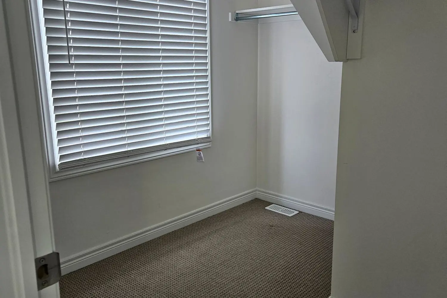 Additional image 8 of 180 Sunflower Place