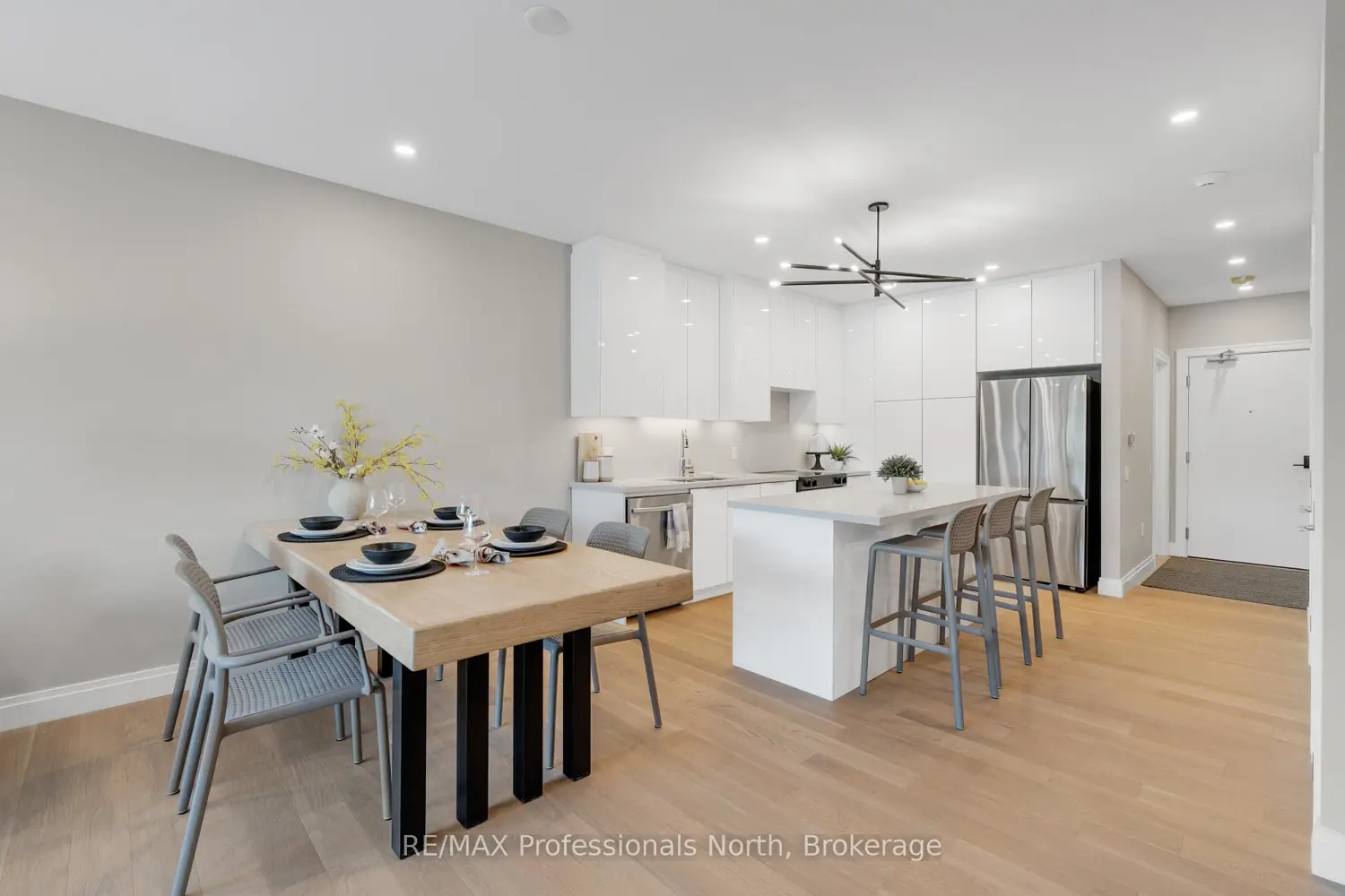 Additional image 5 of 32 Brunel Road 203