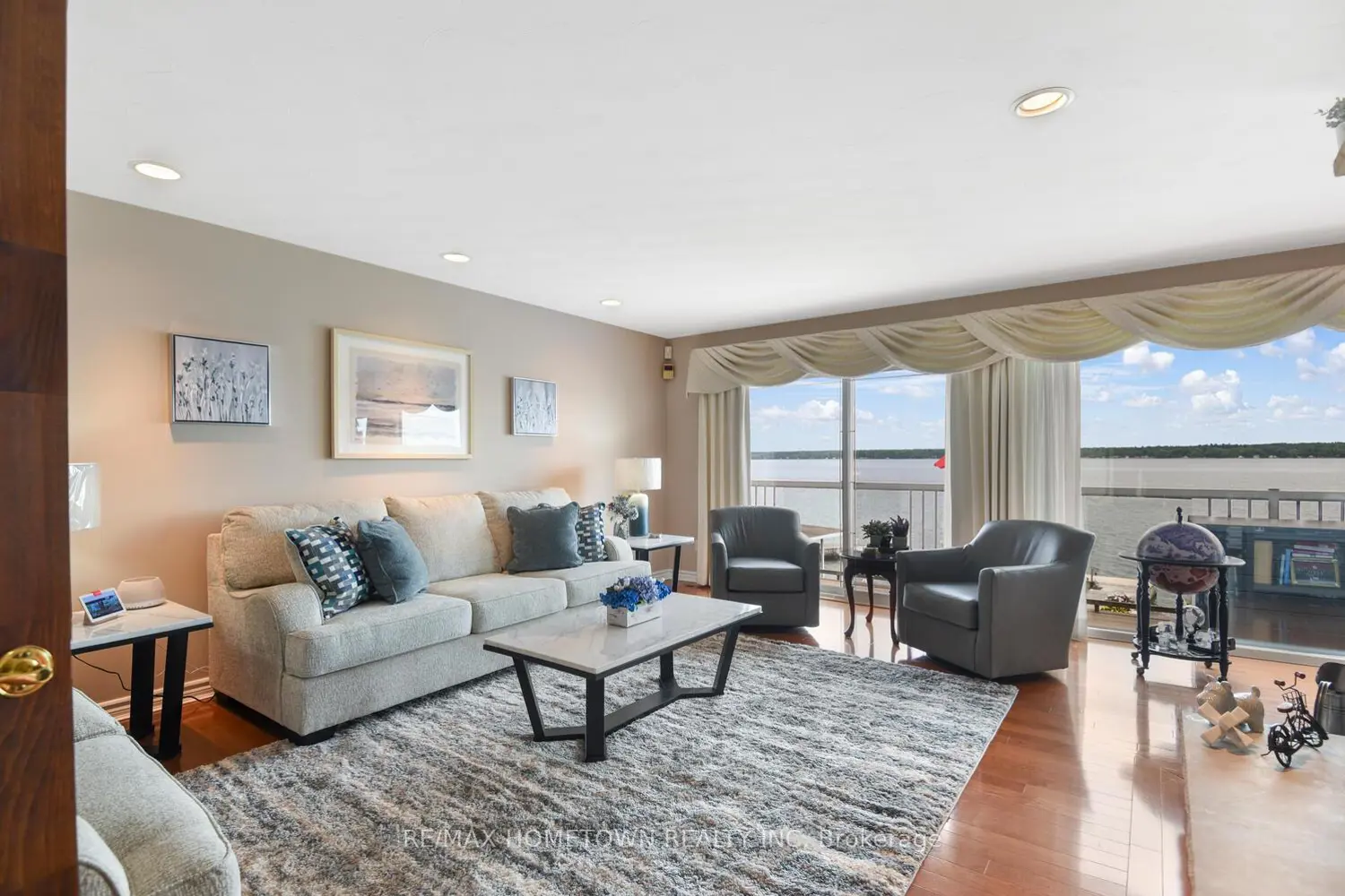 Additional image 4 of 1111 Burnside Drive