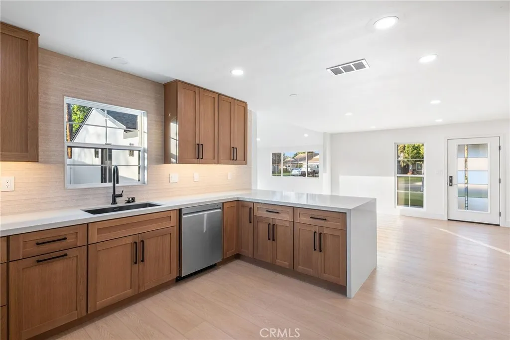 Additional image 14 of 615 S Hazelwood St, Anaheim, CA 92802