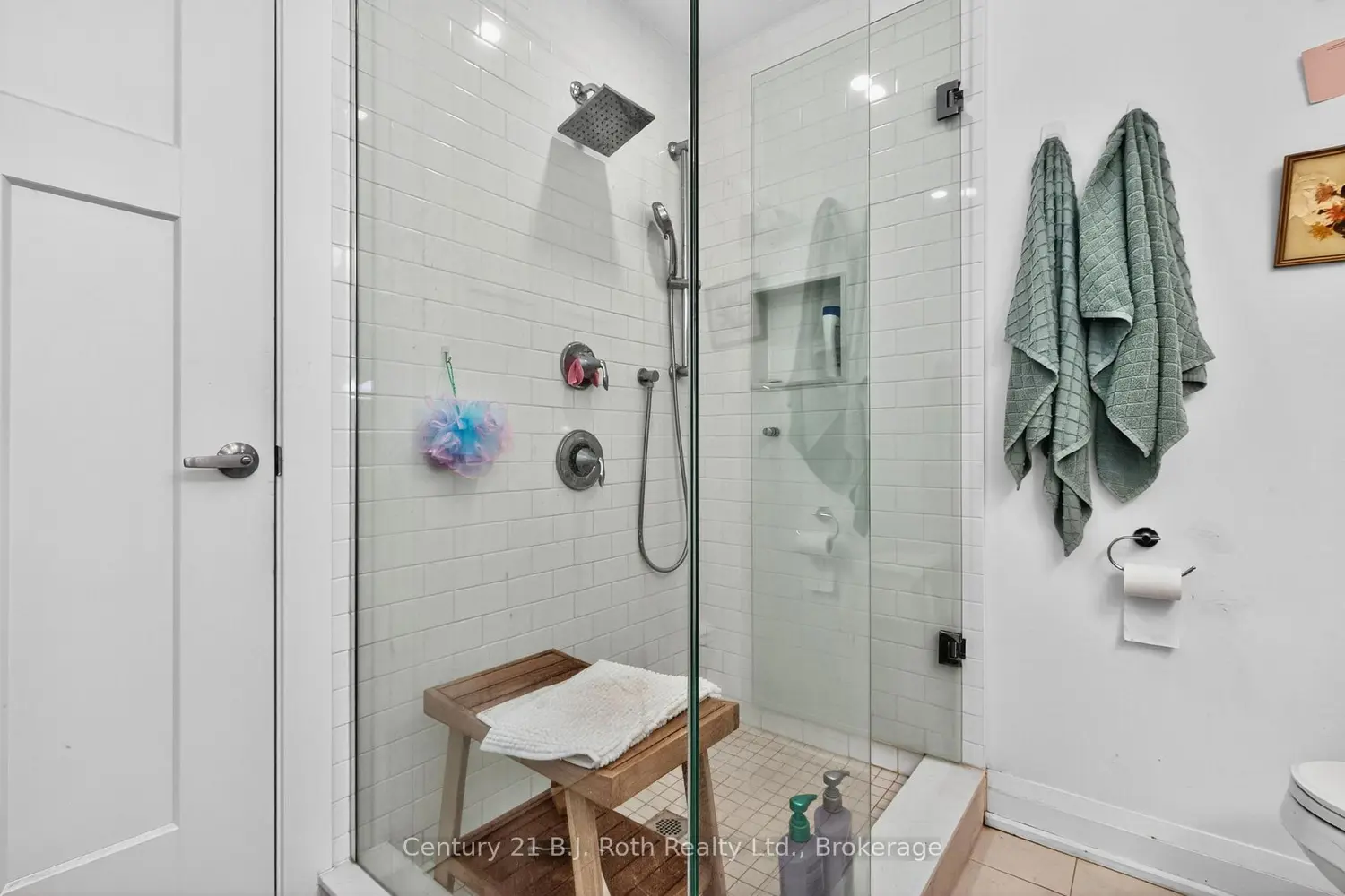 Additional image 11 of 16 Samantha Lane