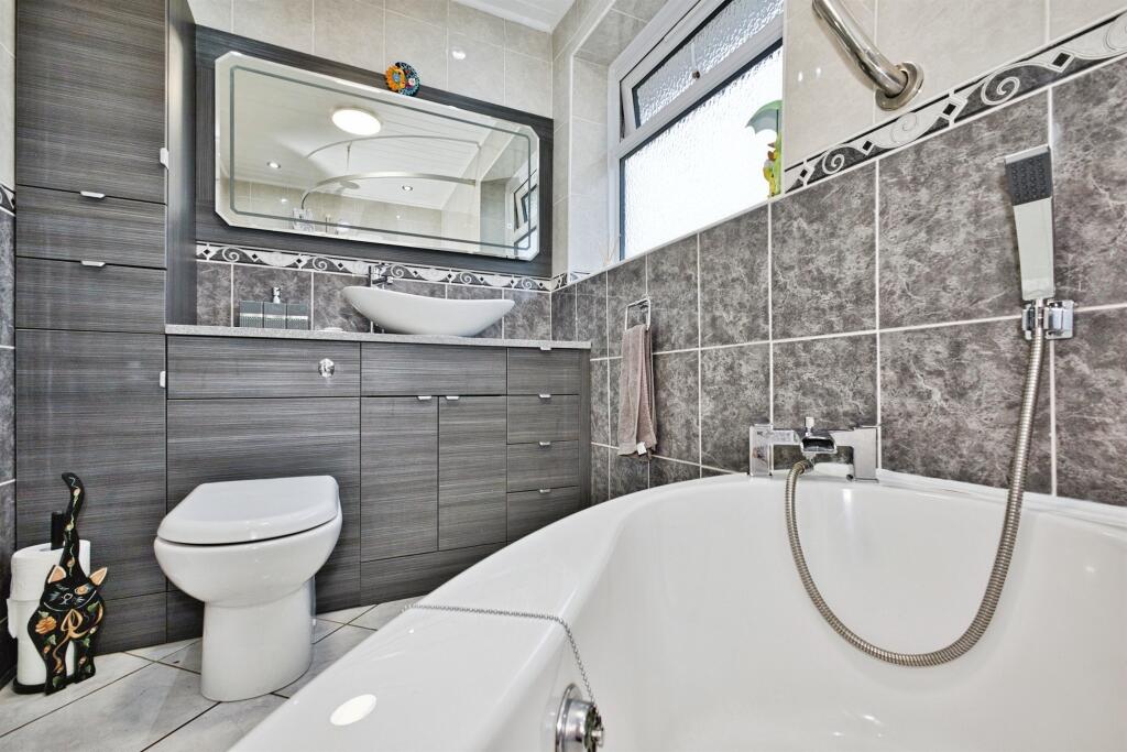 Additional image 12 of High Lea, YEOVIL