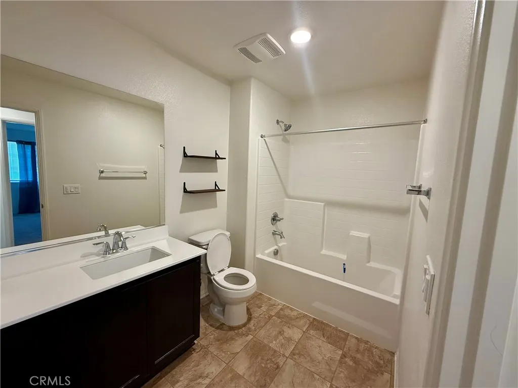 Additional image 105 of 13886 Camino Cinco St, Victorville, CA 92392