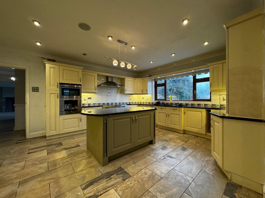 Additional image 16 of 5 bed detached house to rentSt. Kenelms Road, Halesowen B62