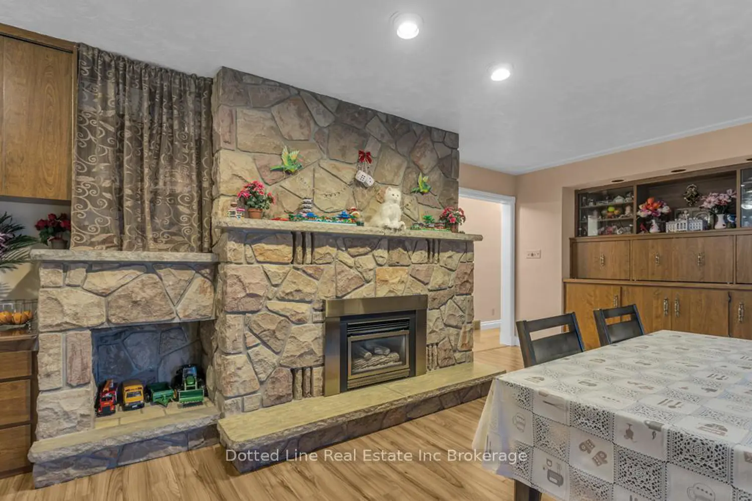 Additional image 8 of 9294 Old Chapel Street