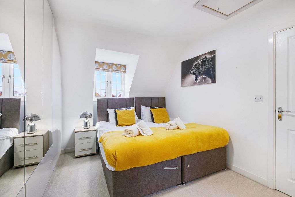 Additional image 3 of 6 bed semi-detached house to rentRedcar Road, Bicester OX26