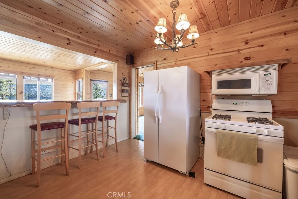 Additional image 14 of 304 Big Bear, Fawnskin, CA 92333