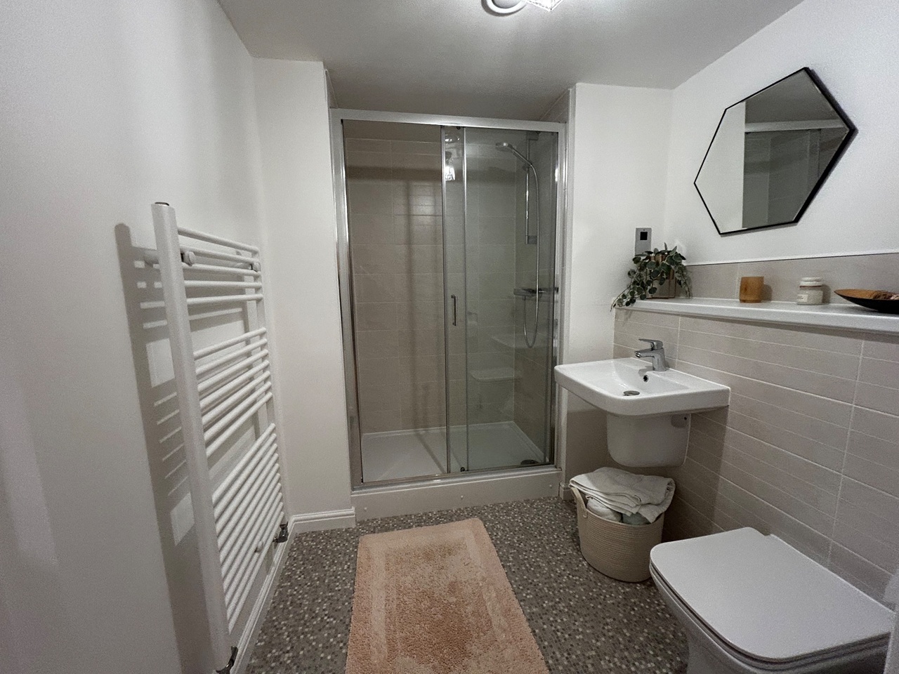 Additional image 3 of Room in a Shared Flat, Glasgow, G41, N1 7GU