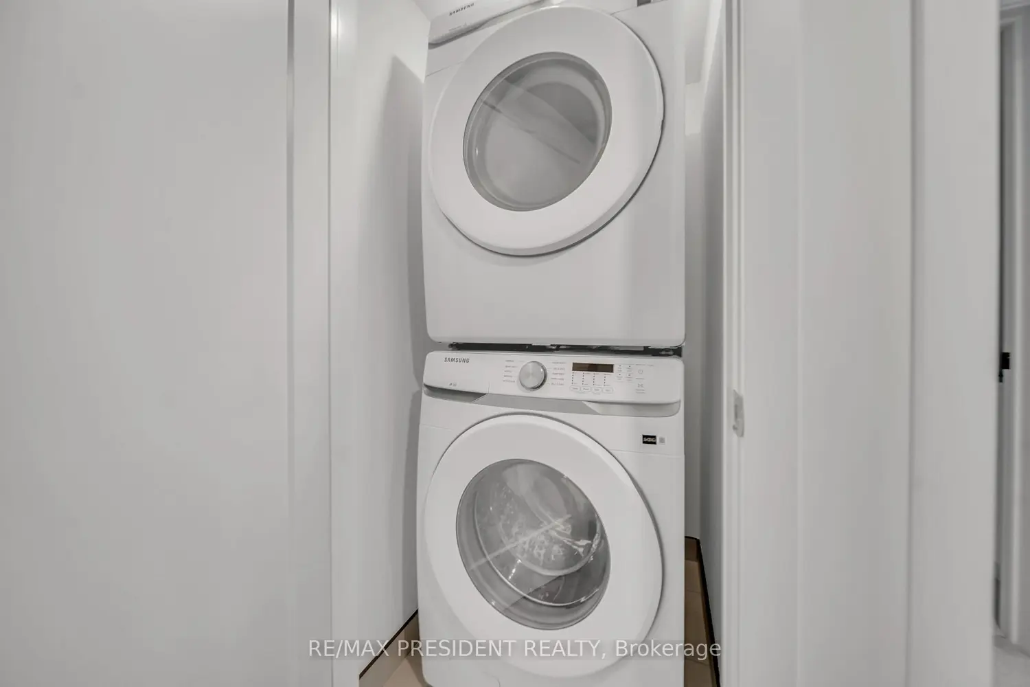 Additional image 20 of 940 David Street 81