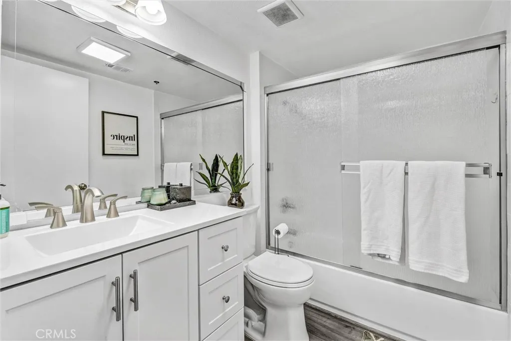 Additional image 15 of 6545 Reseda Boulevard Unit 6, Reseda, CA 91335