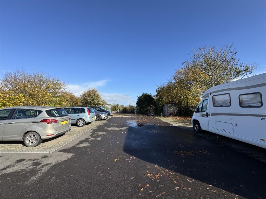 Additional image 18 of Green Lane, Stratton-On-The-Fosse