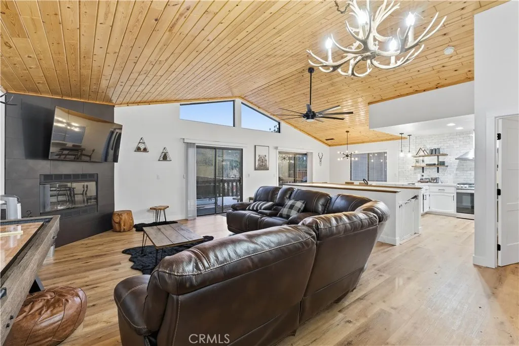 Additional image 6 of 42677 Alta Vista Avenue, Big Bear Lake, CA 92315