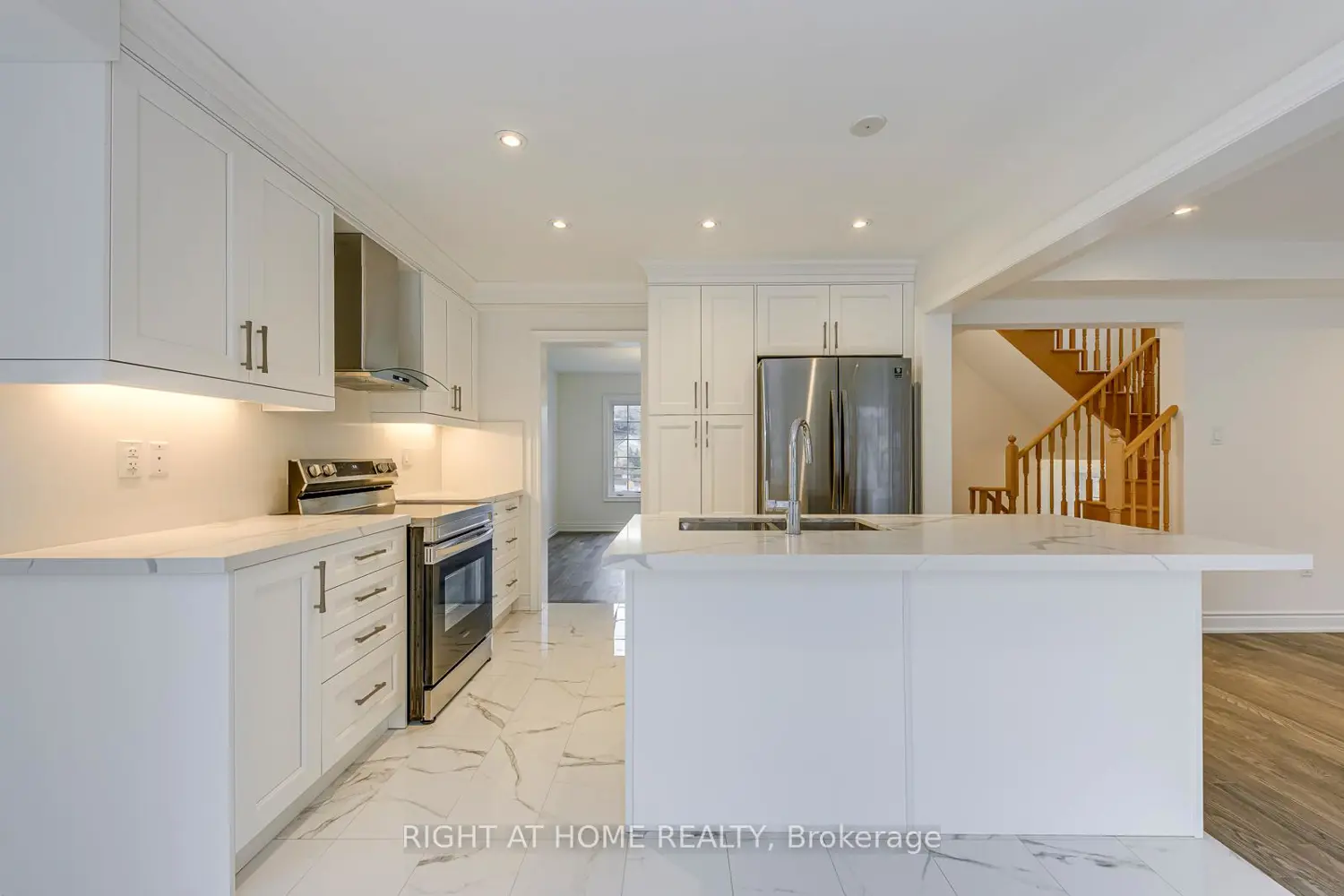 Additional image 5 of 2581 Islington Avenue