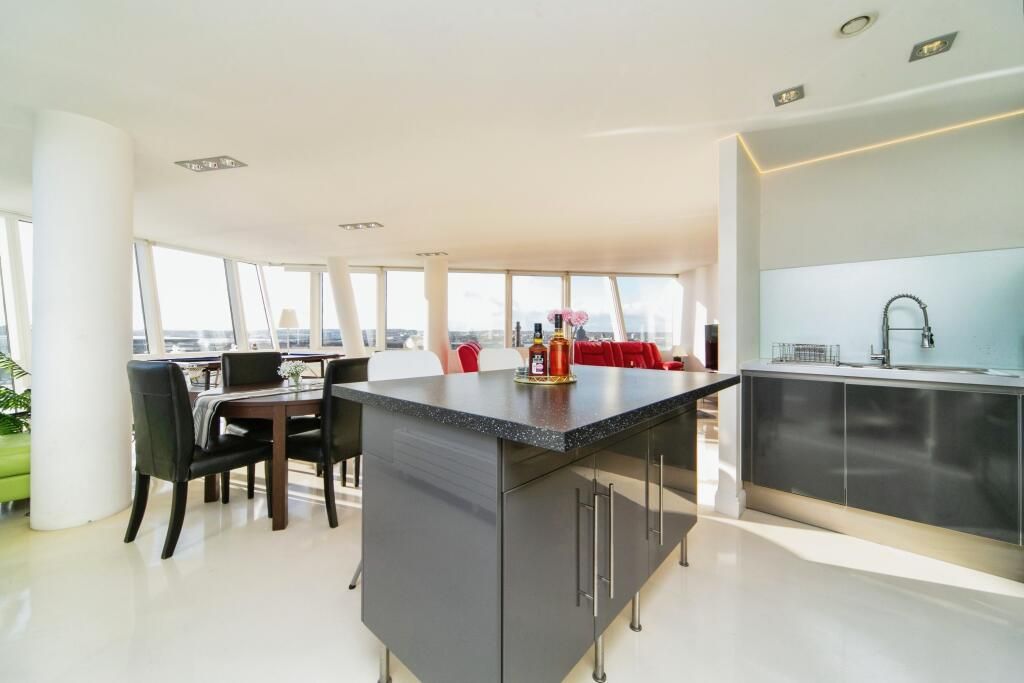 Additional image 3 of 3 bed flat to rentStrand Street, Liverpool L1