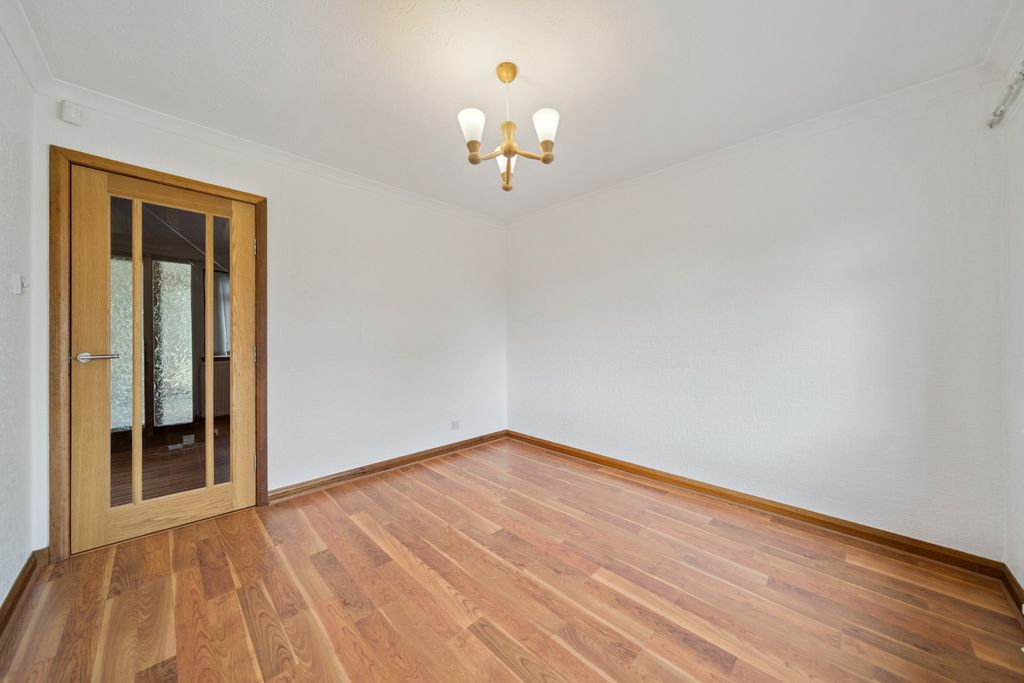 Additional image 9 of 4 bed detached house to rentWarnock Road, Newton Mearns, Glasgow G77