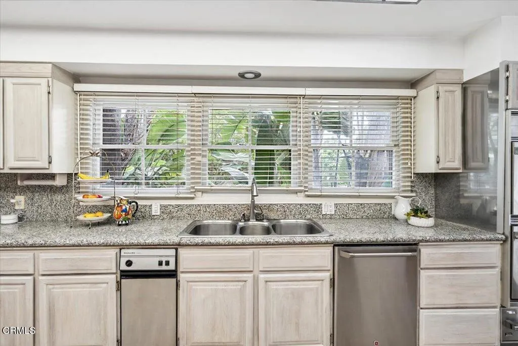 Additional image 27 of 4959 Brewster Drive, Los Angeles, CA 91356