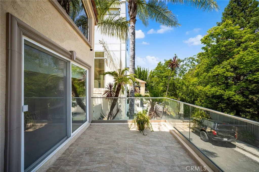 Additional image 64 of 3751 Prestwick Dr, Los Angeles, CA 90027