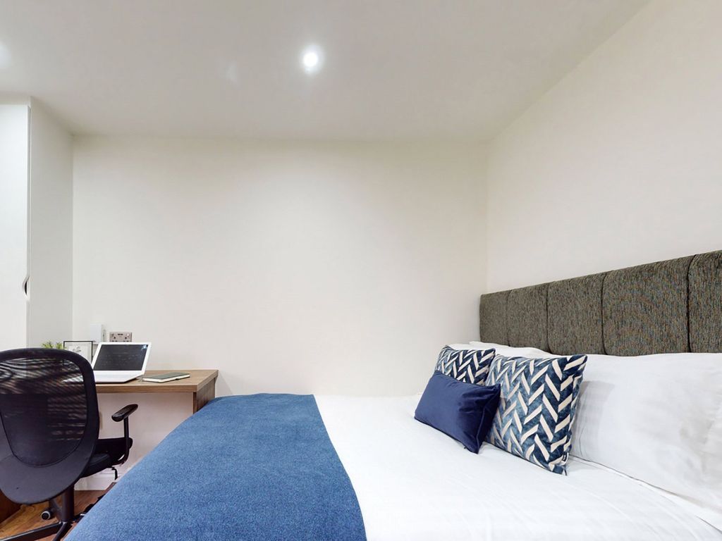 Studio to rentFlat 18, 34 Hyde Terrace #422510 LS2 photo 4