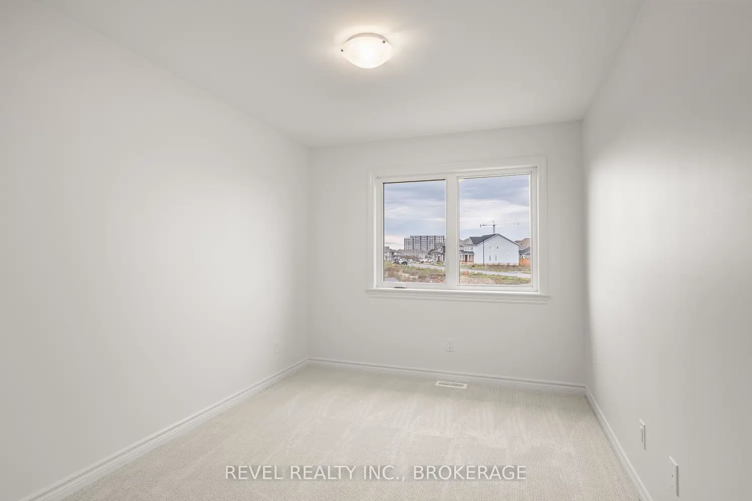 Additional image 15 of 1075 Barrow Avenue