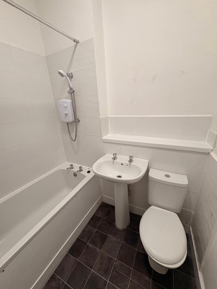 Additional image 5 of 1 Bed Flat, Newlands Road, G44, N1 7GU