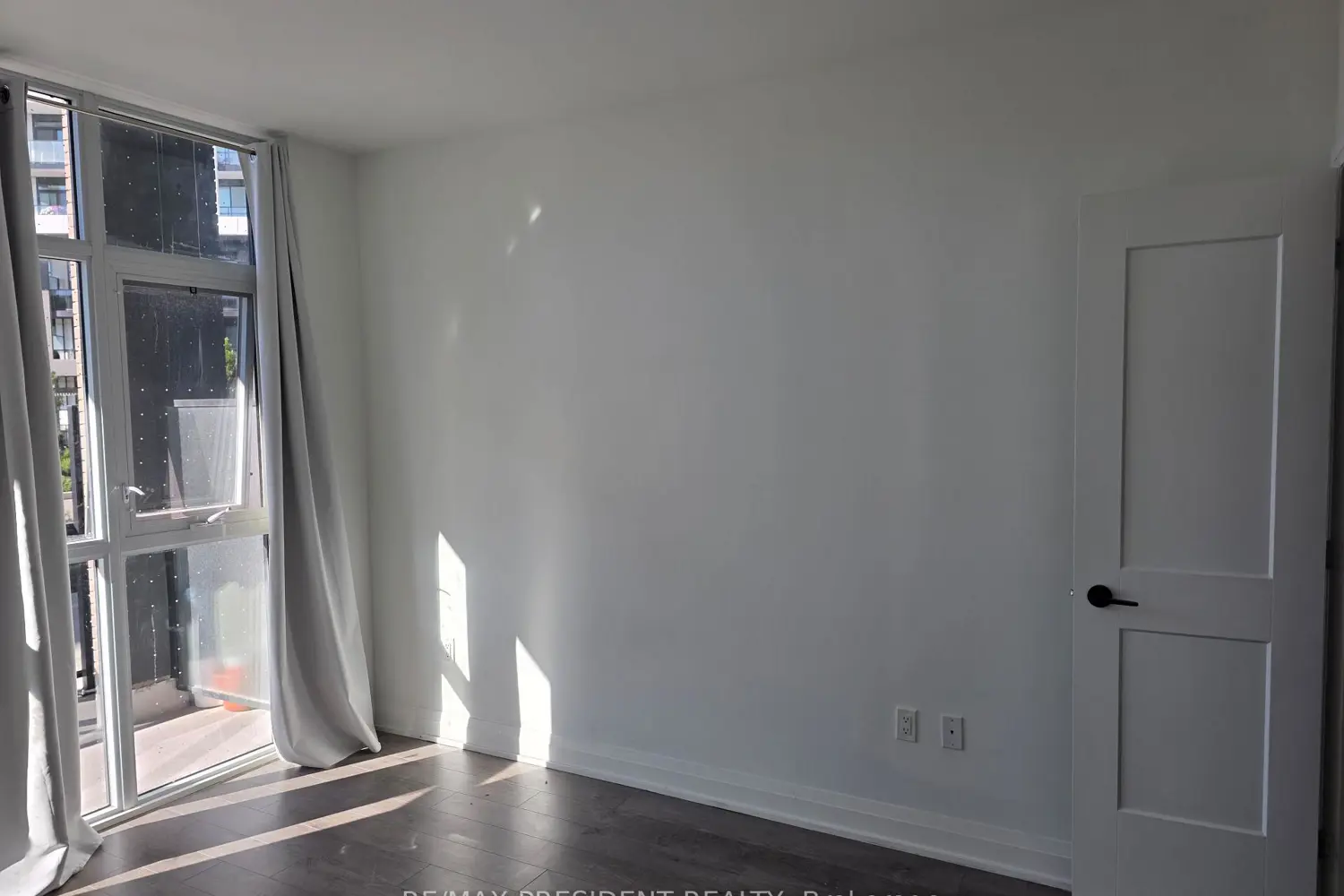 Additional image 6 of 60 George Butchart Drive 112