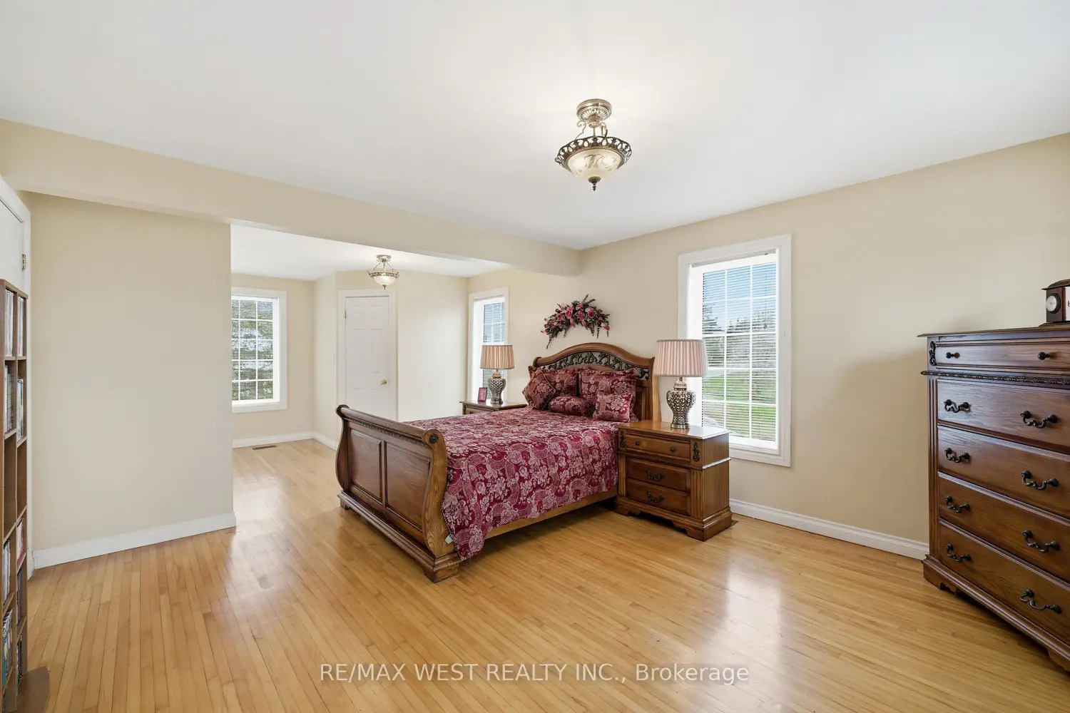 Additional image 9 of 4 Coryell Street